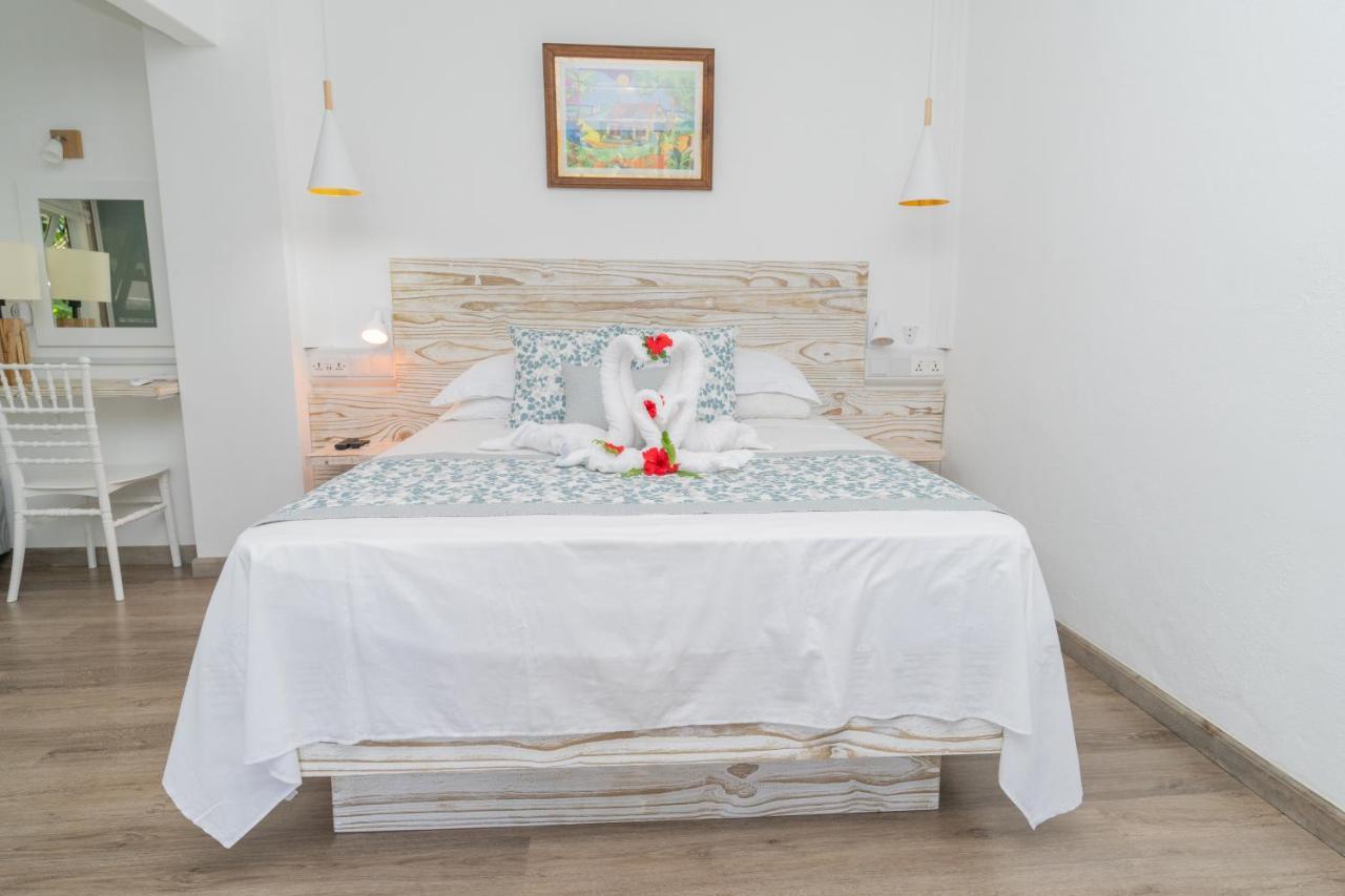 Romance Bungalows Beau Vallon  Exterior foto