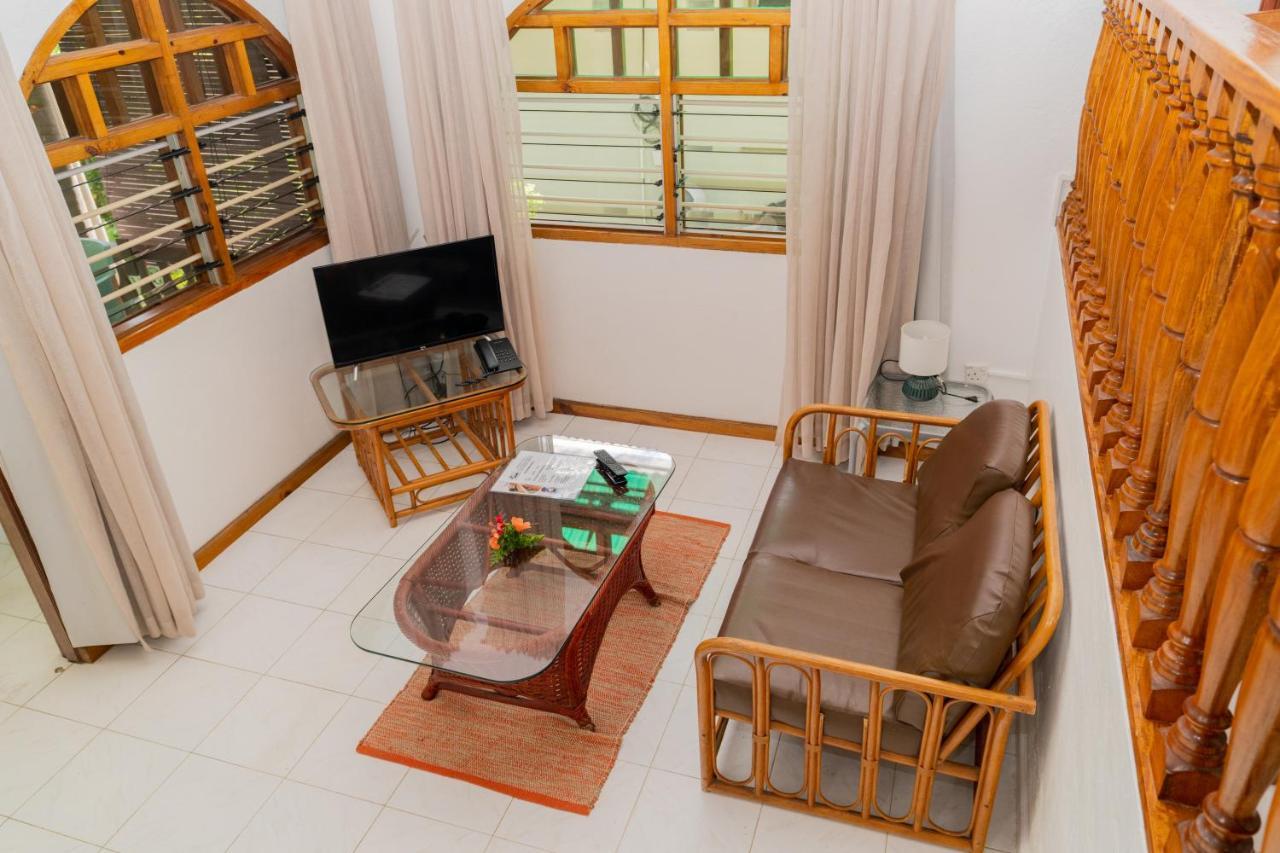 Romance Bungalows Beau Vallon  Exterior foto