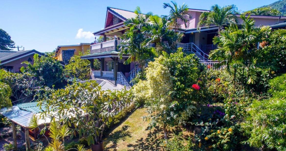 Romance Bungalows Beau Vallon  Exterior foto